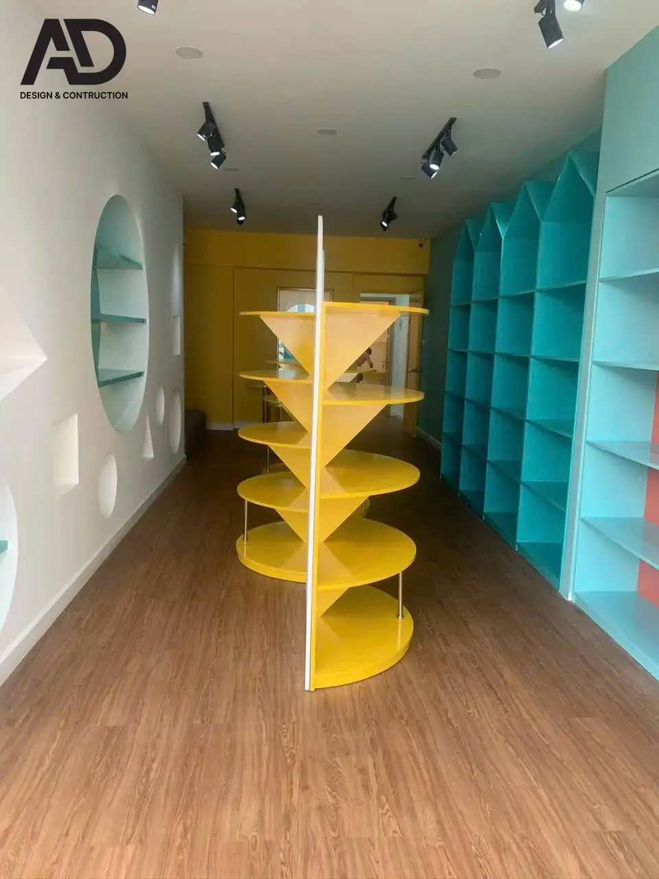 nội thất shop thời trang trẻ em