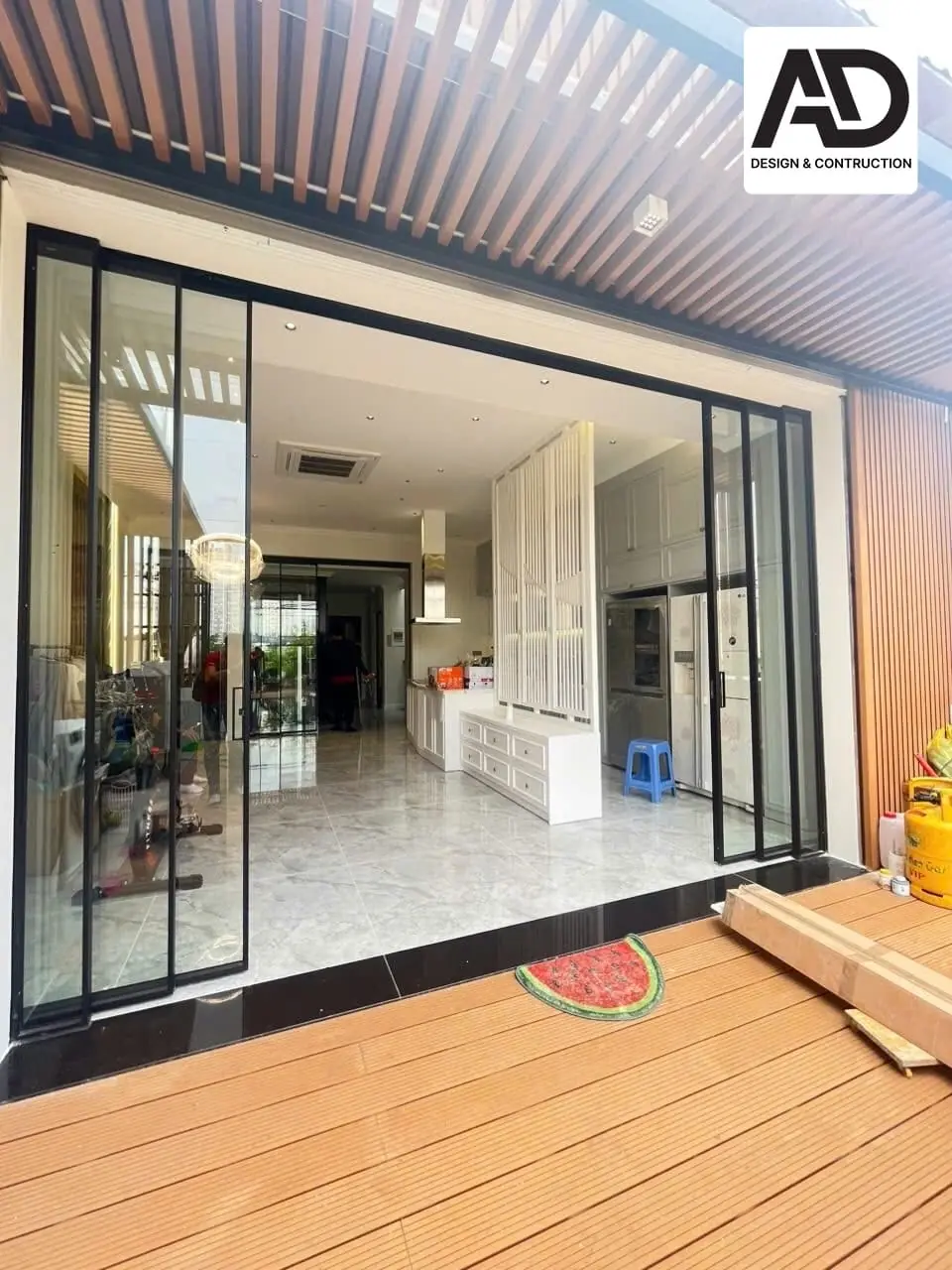 thi công cửa nhôm kính